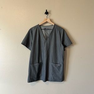 Figs‎ Gray Scrub Top XL - Technical Collection, Excellent Condition, Small Stain